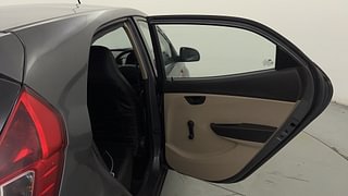 Used 2015 Hyundai Eon [2011-2018] Magna + (O) 1.0 Petrol Manual interior RIGHT REAR DOOR OPEN VIEW