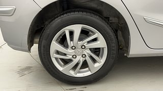 Used 2021 honda Jazz VX CVT Petrol Automatic tyres RIGHT REAR TYRE RIM VIEW