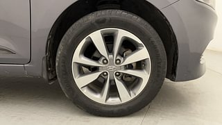 Used 2015 Hyundai Elite i20 [2014-2018] Asta 1.2 Petrol Manual tyres RIGHT FRONT TYRE RIM VIEW