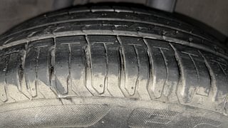 Used 2014 Honda City [2014-2017] SV CVT Petrol Automatic tyres LEFT REAR TYRE TREAD VIEW