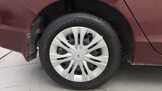 Used 2014 Honda City [2014-2017] SV CVT Petrol Automatic tyres RIGHT REAR TYRE RIM VIEW