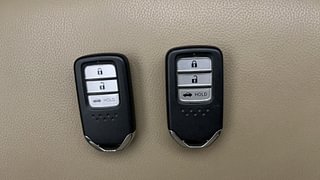 Used 2022 Honda Amaze 1.2 VX i-VTEC Petrol Manual extra CAR KEY VIEW