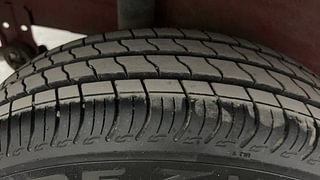 Used 2022 maruti-suzuki S-Presso VXI (O) Petrol Manual tyres RIGHT REAR TYRE TREAD VIEW
