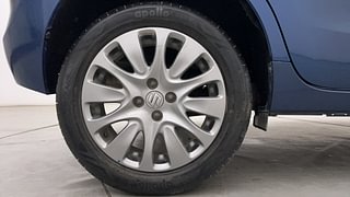 Used 2018 Maruti Suzuki Baleno [2015-2019] Zeta AT Petrol Petrol Automatic tyres RIGHT REAR TYRE RIM VIEW