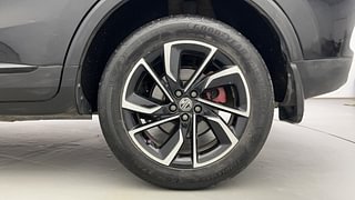 Used 2022 MG Motors Astor Savvy 1.3 Turbo AT S Red Petrol Automatic tyres LEFT REAR TYRE RIM VIEW