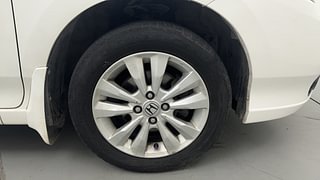 Used 2013 Honda City [2011-2014] 1.5 V MT Petrol Manual tyres RIGHT FRONT TYRE RIM VIEW