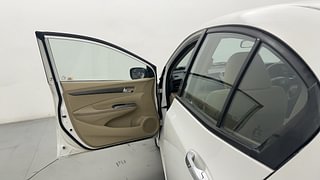 Used 2013 Honda City [2011-2014] 1.5 V MT Petrol Manual interior LEFT FRONT DOOR OPEN VIEW