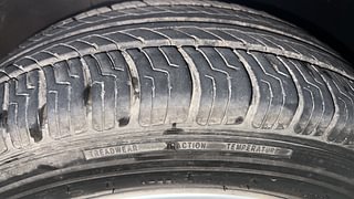 Used 2013 volkswagen Vento 1.6L Highline Diesel Diesel Manual tyres RIGHT FRONT TYRE TREAD VIEW