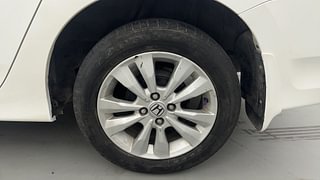 Used 2013 Honda City [2011-2014] 1.5 V MT Petrol Manual tyres LEFT REAR TYRE RIM VIEW