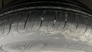 Used 2022 MG Motors Astor Savvy 1.3 Turbo AT S Red Petrol Automatic tyres RIGHT FRONT TYRE TREAD VIEW