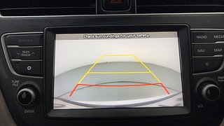 Used 2018 Hyundai Elite i20 [2018-2020] Asta 1.2 Petrol Manual top_features Rear camera