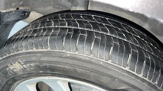 Used 2013 Honda Amaze [2013-2016] 1.2 VX i-VTEC Petrol Manual tyres RIGHT REAR TYRE TREAD VIEW