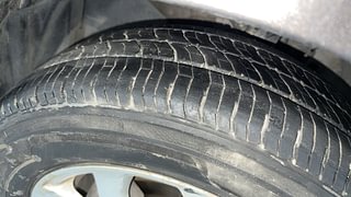 Used 2013 Honda Amaze [2013-2016] 1.2 VX i-VTEC Petrol Manual tyres LEFT FRONT TYRE TREAD VIEW