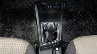Used 2018 Hyundai Elite i20 [2018-2020] Asta 1.2 Petrol Manual interior GEAR  KNOB VIEW