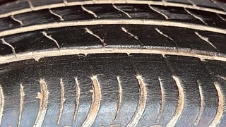 Used 2020 maruti-suzuki S-Presso VXI Plus Petrol Manual tyres RIGHT FRONT TYRE TREAD VIEW