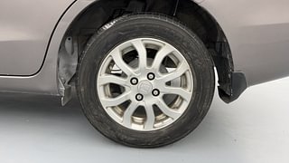 Used 2013 Honda Amaze [2013-2016] 1.2 VX i-VTEC Petrol Manual tyres LEFT REAR TYRE RIM VIEW