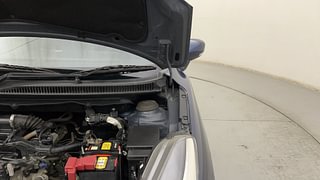 Used 2020 Maruti Suzuki Baleno [2019-2022] Delta Petrol Petrol Manual engine ENGINE LEFT SIDE HINGE & APRON VIEW