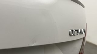 Used 2015 Skoda Octavia [2013-2017] Elegance 1.8 TSI AT Petrol Automatic dents MINOR DENT