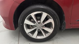 Used 2014 Hyundai Elite i20 [2014-2018] Asta 1.2 Petrol Manual tyres LEFT FRONT TYRE RIM VIEW
