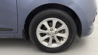 Used 2015 Hyundai Grand i10 [2013-2017] Asta AT 1.2 Kappa VTVT Petrol Automatic tyres RIGHT FRONT TYRE RIM VIEW