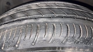 Used 2012 Maruti Suzuki Ertiga [2012-2015] VDi Diesel Manual tyres LEFT FRONT TYRE TREAD VIEW