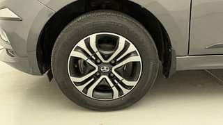 Used 2022 Tata Tiago Revotron XZ Plus CNG Petrol+cng Manual tyres LEFT FRONT TYRE RIM VIEW
