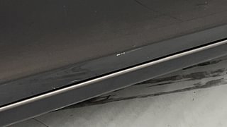 Used 2018 honda City V 4th Gen Petrol Manual dents MINOR DENT