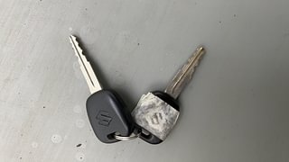 Used 2015 Maruti Suzuki Alto 800 [2012-2016] Lxi Petrol Manual extra CAR KEY VIEW