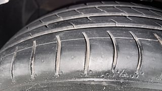 Used 2013 Hyundai Grand i10 [2013-2017] Asta 1.2 Kappa VTVT Petrol Manual tyres LEFT FRONT TYRE TREAD VIEW