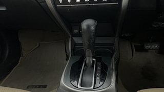 Used 2018 Honda City [2017-2020] ZX CVT Petrol Automatic interior GEAR  KNOB VIEW
