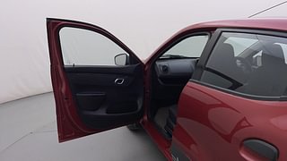 Used 2019 Renault Kwid [2015-2019] 1.0 RXT AMT Opt Petrol Automatic interior LEFT FRONT DOOR OPEN VIEW