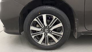 Used 2018 honda City V 4th Gen Petrol Manual tyres LEFT FRONT TYRE RIM VIEW