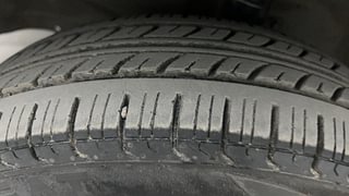 Used 2013 Maruti Suzuki Wagon R 1.0 [2010-2013] LXi CNG Petrol+cng Manual tyres LEFT FRONT TYRE TREAD VIEW
