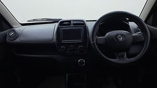 Used 2019 Renault Kwid [2015-2019] 1.0 RXT AMT Opt Petrol Automatic interior DASHBOARD VIEW