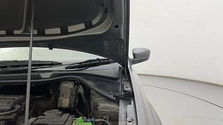 Used 2013 volkswagen Vento 1.6L Highline Petrol Petrol Manual engine ENGINE LEFT SIDE HINGE & APRON VIEW