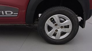 Used 2019 Renault Kwid [2015-2019] 1.0 RXT AMT Opt Petrol Automatic tyres LEFT REAR TYRE RIM VIEW