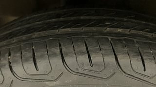 Used 2022 Tata Tiago Revotron XZ Plus CNG Petrol+cng Manual tyres RIGHT REAR TYRE TREAD VIEW