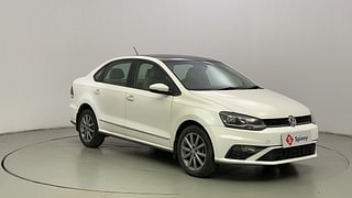 Used 2022 volkswagen Vento Highline Plus 1.0L TSI Petrol AT Petrol Automatic exterior RIGHT FRONT CORNER VIEW