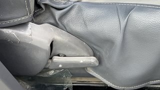 Used 2015 Maruti Suzuki Alto 800 [2012-2016] Lxi Petrol Manual top_features Seat adjustment