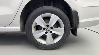 Used 2017 Skoda Rapid new [2016-2020] Style Petrol AT Petrol Automatic tyres LEFT REAR TYRE RIM VIEW