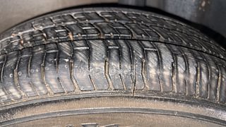 Used 2014 Maruti Suzuki Ritz Vxi BS-IV Petrol Manual tyres LEFT REAR TYRE TREAD VIEW