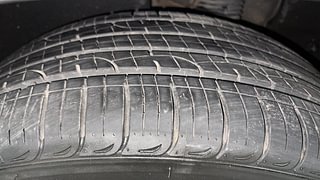 Used 2018 Hyundai Tucson [2016-2020] GLS 2WD AT Petrol Petrol Automatic tyres LEFT REAR TYRE TREAD VIEW