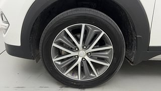 Used 2018 Hyundai Tucson [2016-2020] GLS 2WD AT Petrol Petrol Automatic tyres LEFT FRONT TYRE RIM VIEW