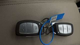 Used 2018 Hyundai Tucson [2016-2020] GLS 2WD AT Petrol Petrol Automatic extra CAR KEY VIEW