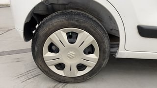 Used 2017 Maruti Suzuki Wagon R 1.0 [2015-2019] VXI AMT Petrol Automatic tyres RIGHT REAR TYRE RIM VIEW