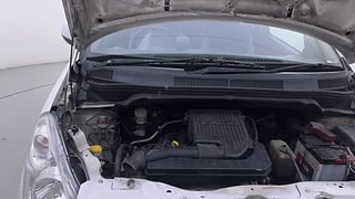 Used 2014 Maruti Suzuki Ritz Vxi BS-IV Petrol Manual engine ENGINE RIGHT SIDE HINGE & APRON VIEW