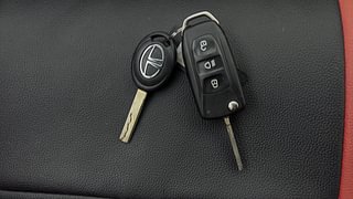 Used 2019 Tata Tiago [2018-2020] XZA+ AMT Petrol Automatic extra CAR KEY VIEW