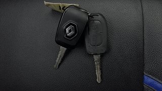 Used 2022 Renault Kiger RXE MT Petrol Manual extra CAR KEY VIEW