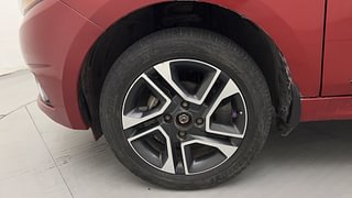 Used 2019 Tata Tiago [2018-2020] XZA+ AMT Petrol Automatic tyres LEFT FRONT TYRE RIM VIEW