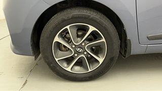 Used 2017 Hyundai Grand i10 [2013-2017] Asta 1.2 Kappa VTVT Petrol Manual tyres LEFT FRONT TYRE RIM VIEW